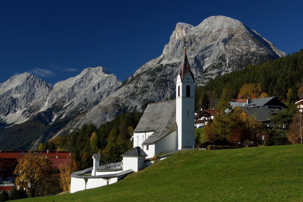 Haus Lukas Bed & Breakfast Seefeld in Tirol Exterior photo